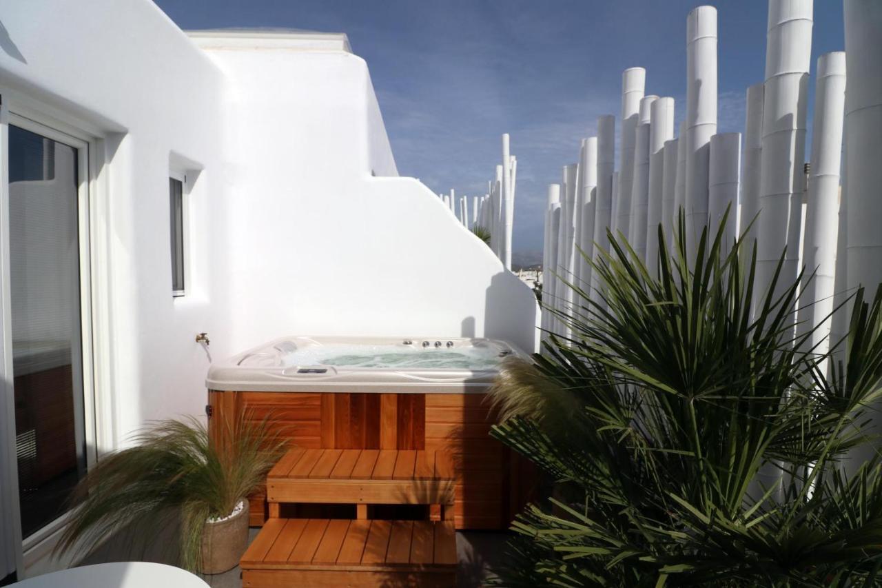Naxos City Narcissus Luxury Suites מראה חיצוני תמונה